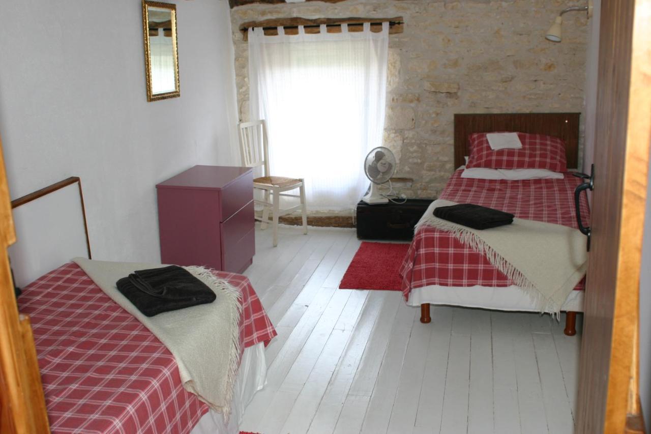 Gite Chez Riviere Nantillé Zewnętrze zdjęcie