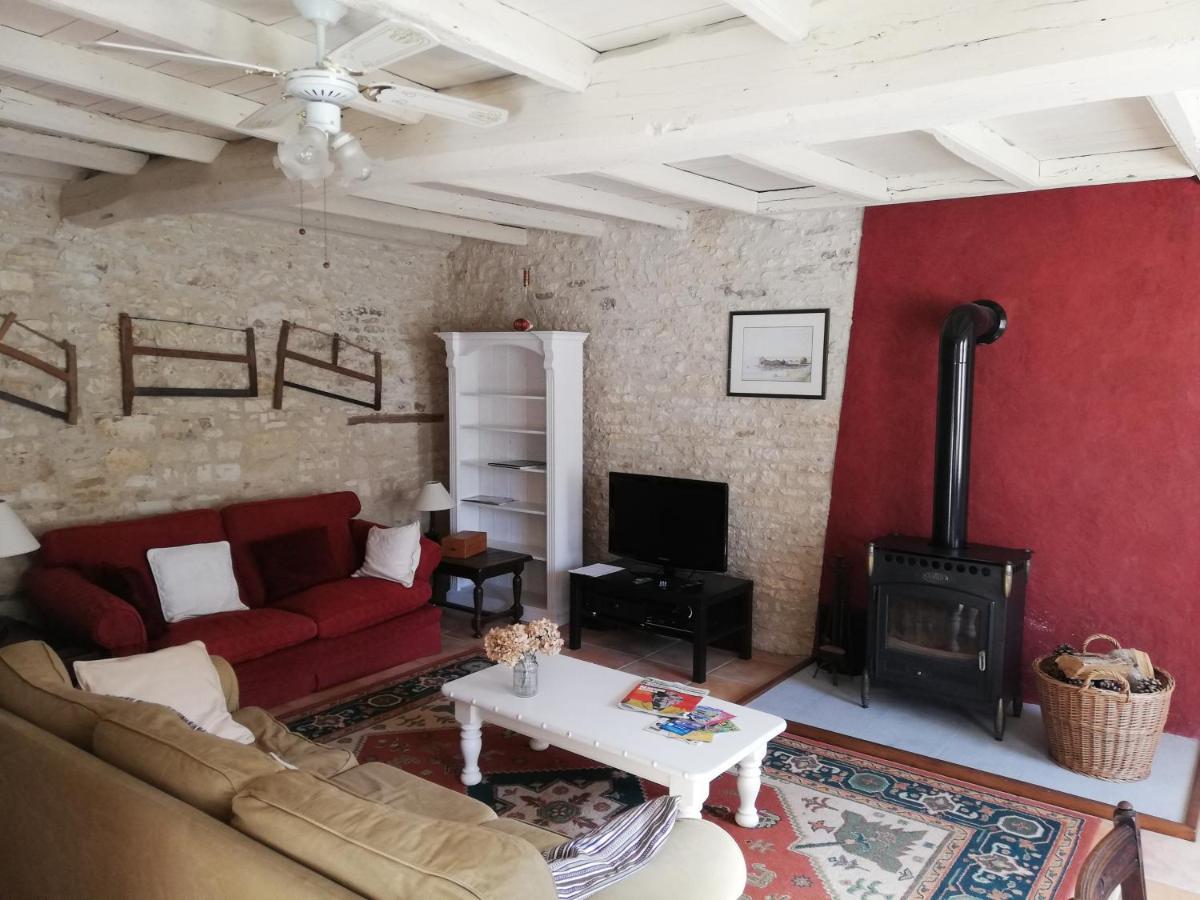 Gite Chez Riviere Nantillé Zewnętrze zdjęcie